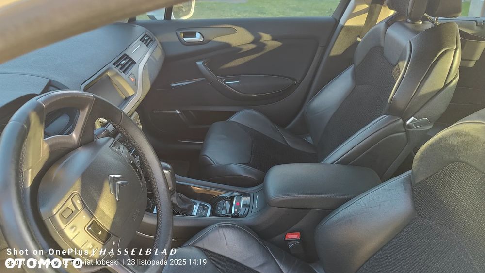 Citroën C5 V6 HDi 240 Biturbo FAP Exclusive - 8