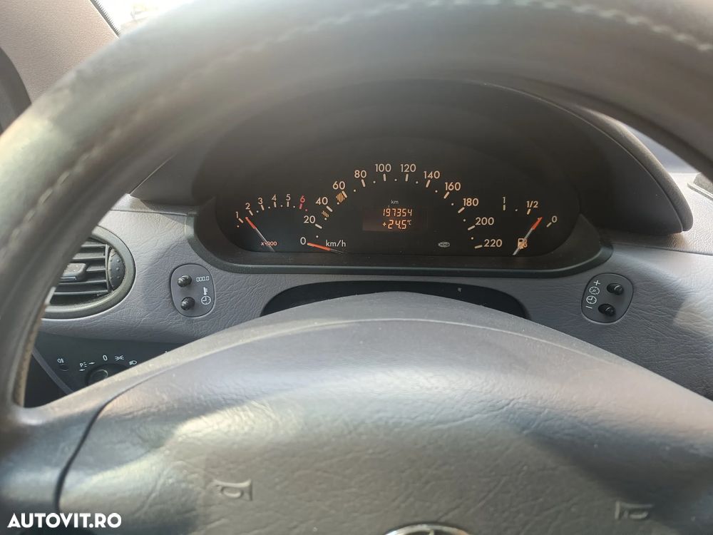 Mercedes-Benz A 140 Classic - 4