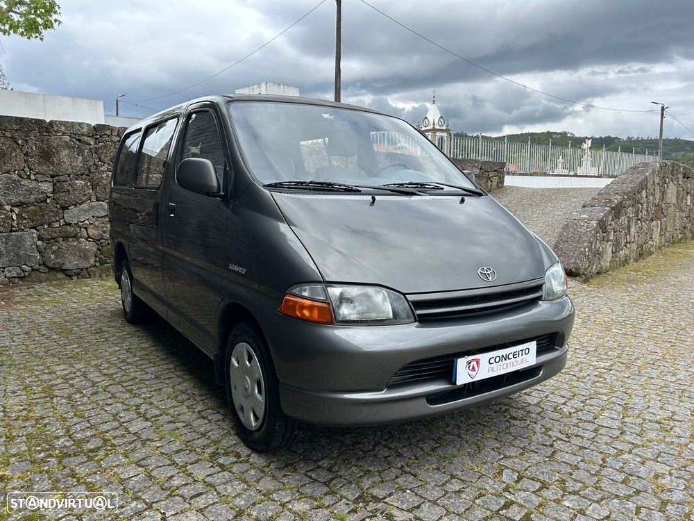Toyota HiAce 2.4 D LXH12LB - 4