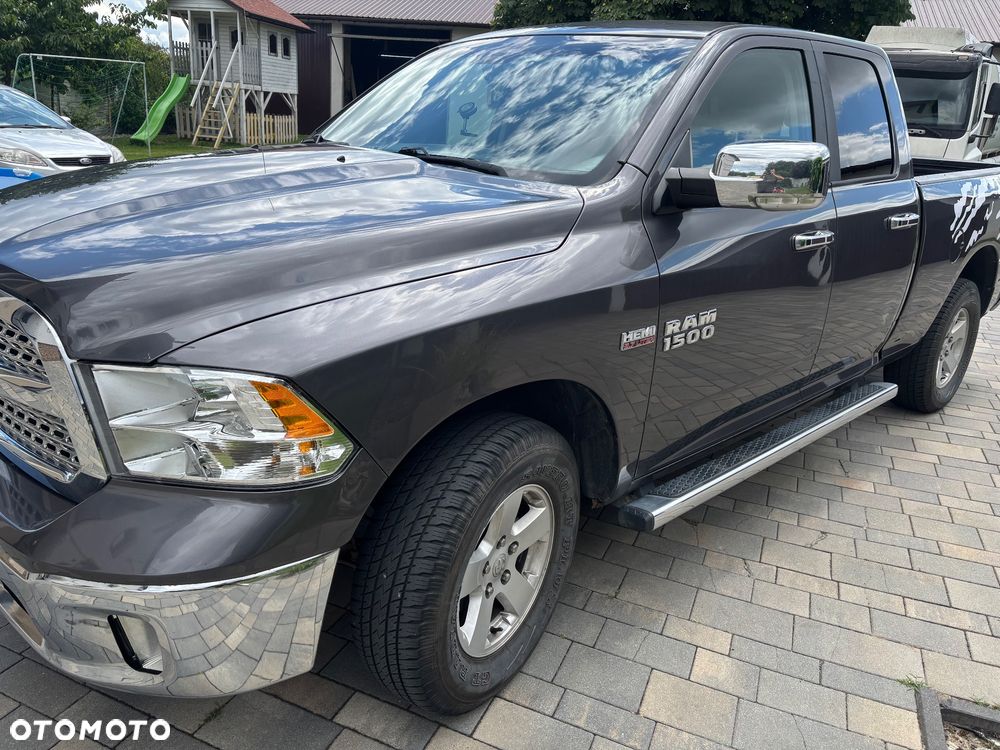 Dodge RAM - 8