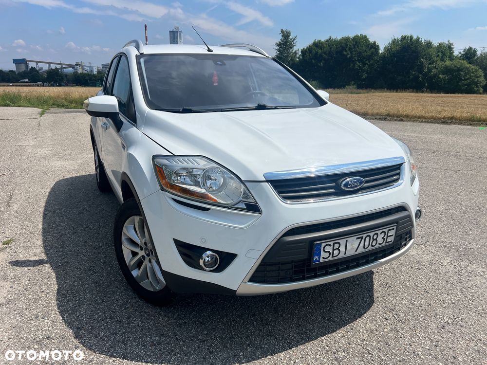 Ford Kuga 2.0 TDCi 2x4 Titanium - 18