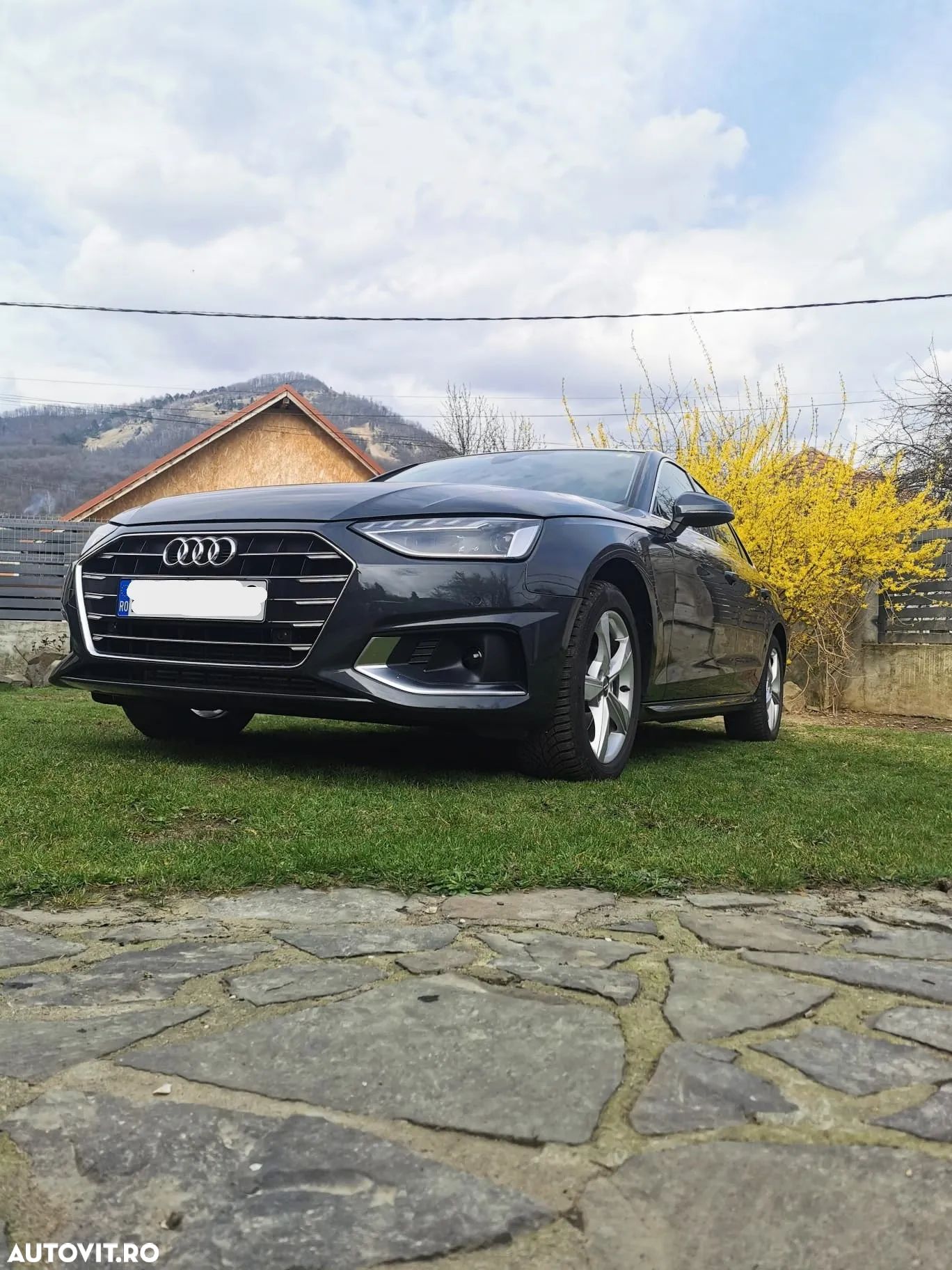 Audi A4 Avant 2.0 35 TFSI S tronic MHEV Advanced - 1
