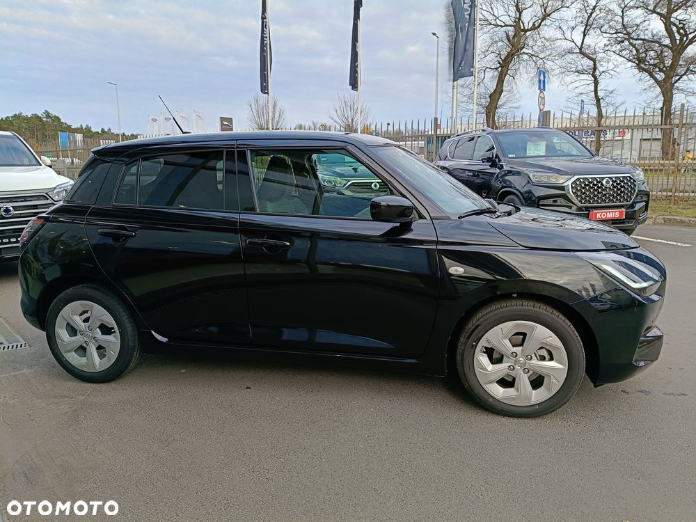 Suzuki Swift 1.2 Dualjet SHVS Premium Plus - 5