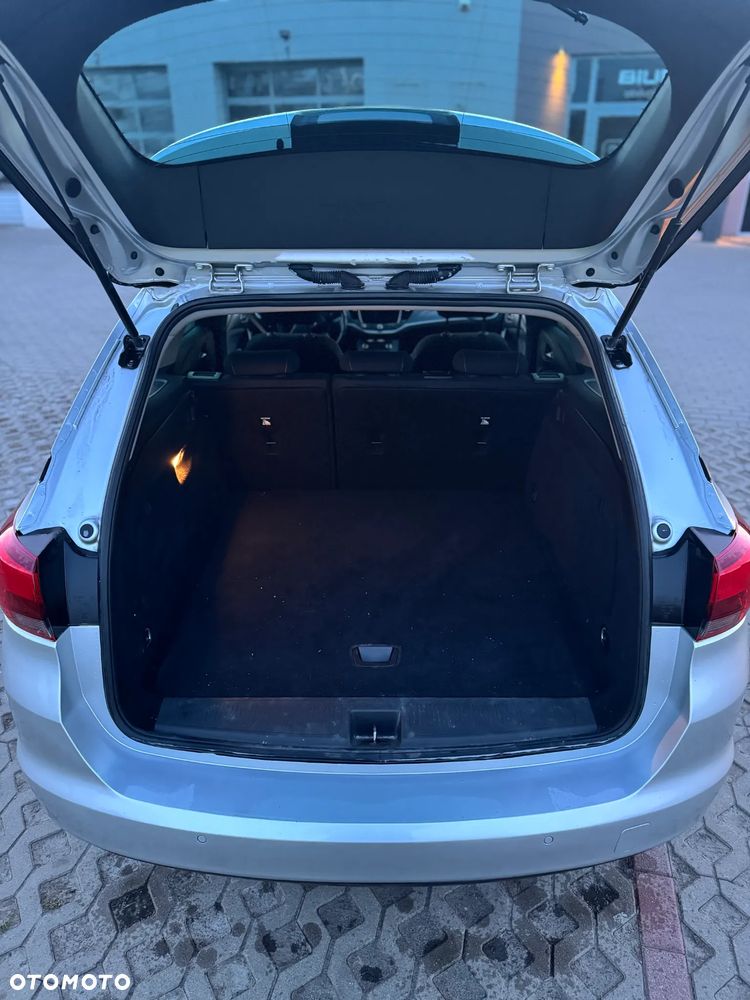 Opel Astra 1.4 Turbo Edition - 6