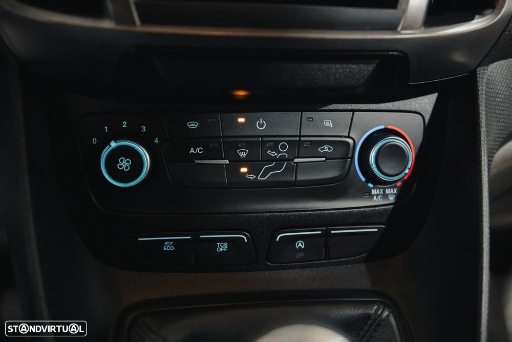 Ford Transit Connect - 14