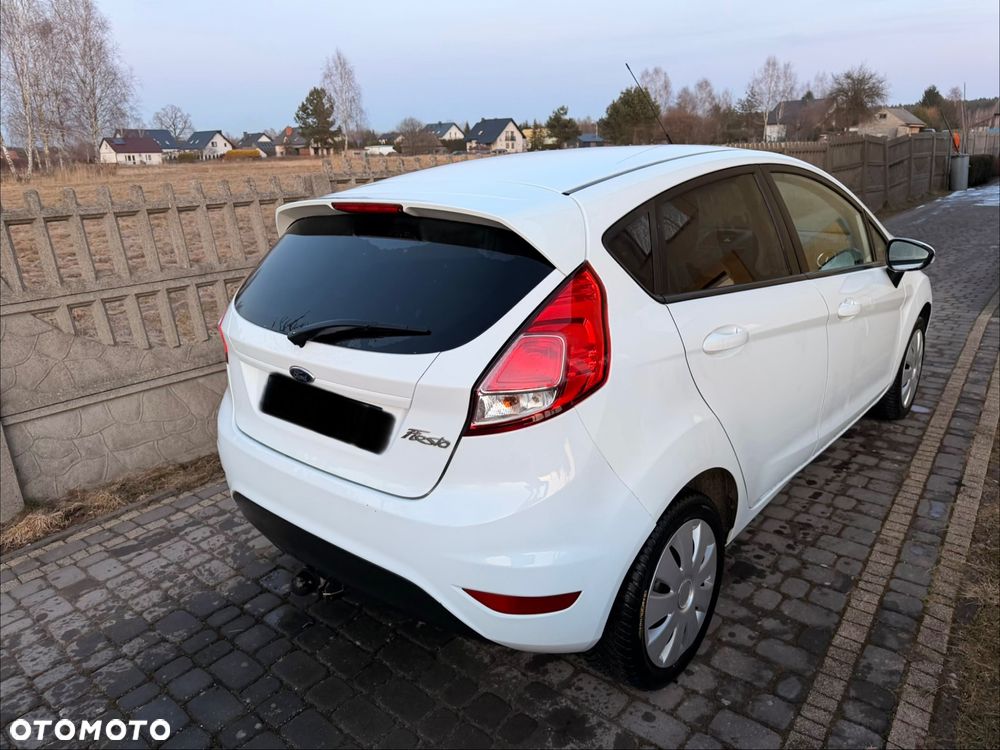 Ford Fiesta 1.5 TDCi St&St Ambiente - 11