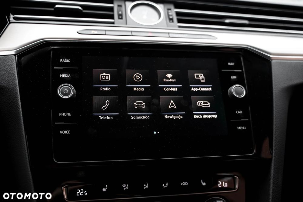 Volkswagen Passat 2.0 TDI SCR DSG Highline - 33