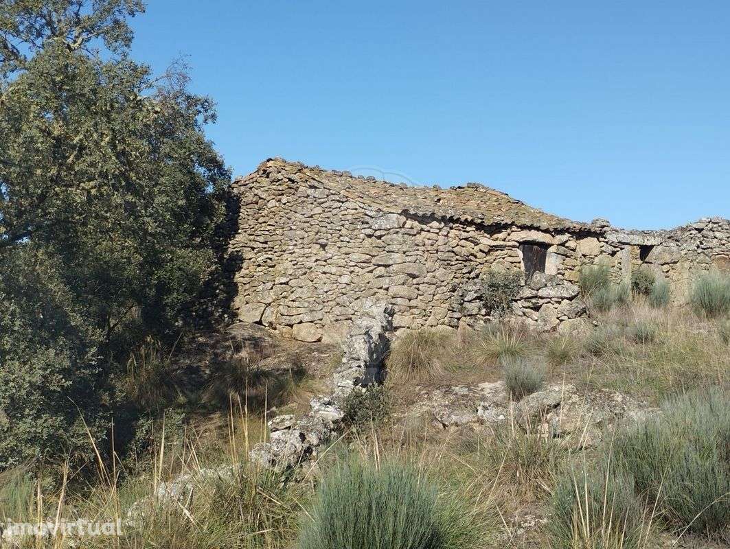 Terreno  para venda - Grande imagem: 2/3