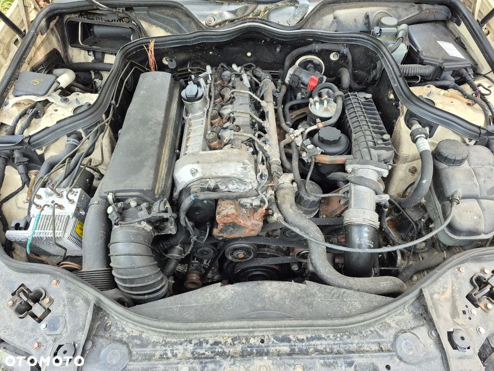Mercedes-Benz Klasa E 200 CDI Automatik Classic - 5
