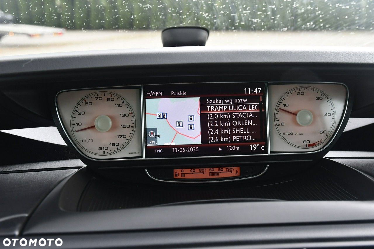 Peugeot 807 - 25