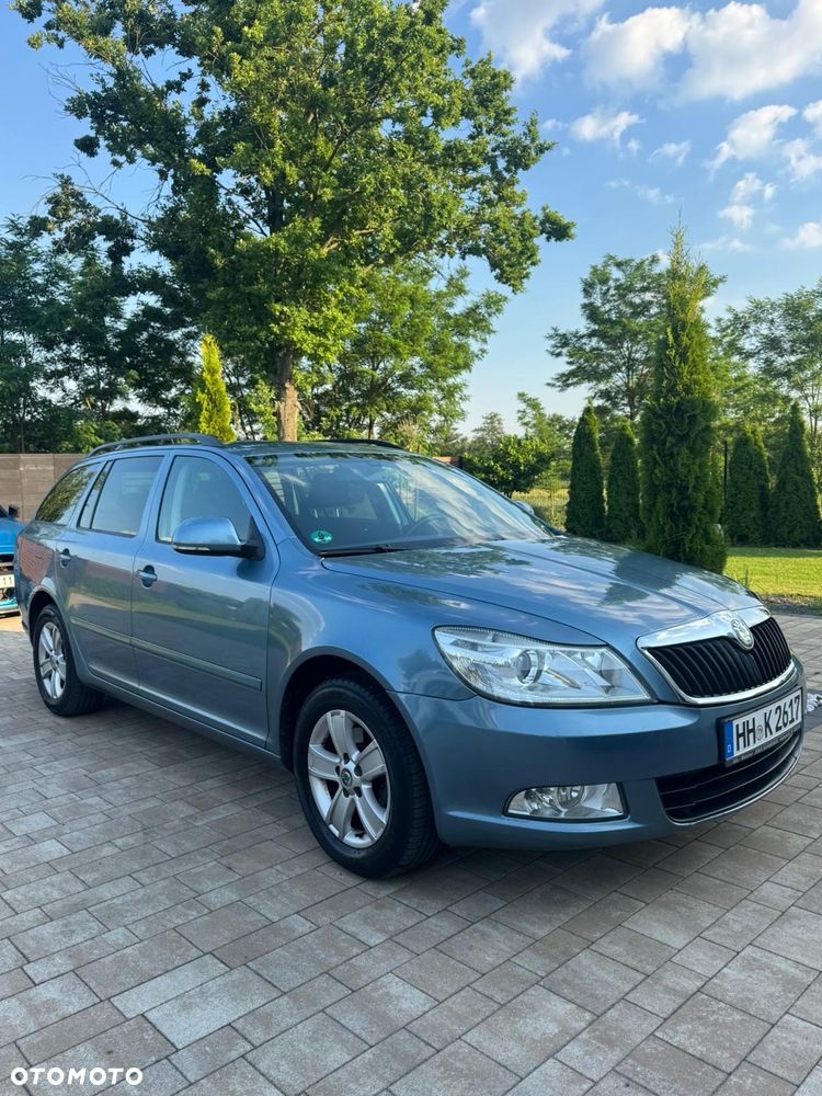 Skoda Octavia 1.6 TDI DPF Ambition - 3