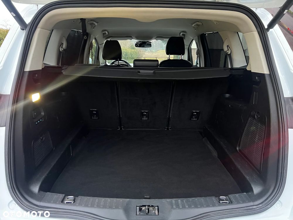 Ford S-Max ver-2-0-tdci-4wd-titanium-powershift - 39