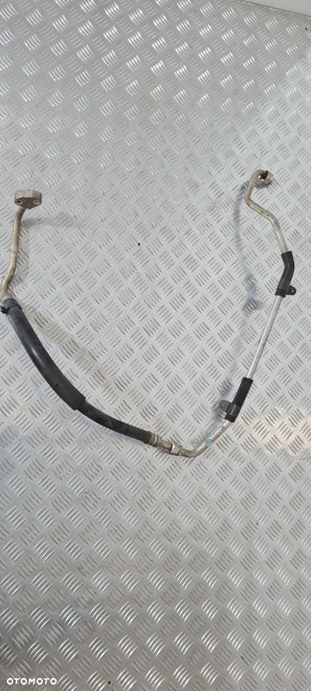 Nissan Terrano II 2.7 Przewód Klimatyzacji - 2