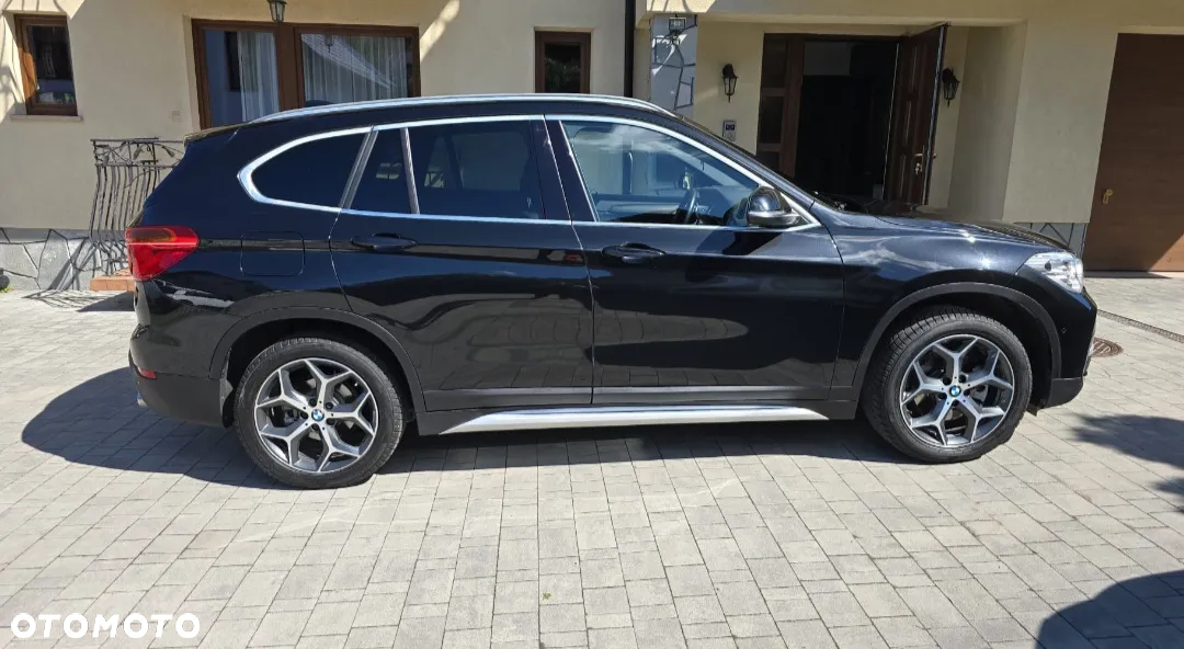 BMW X1 xDrive18d - 6