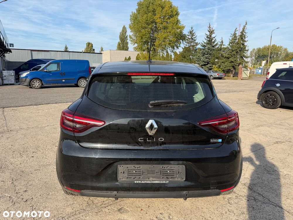 Renault Clio - 9
