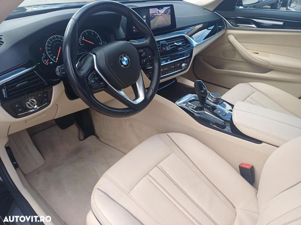 BMW Seria 5 520d xDrive Aut. Luxury Line - 11