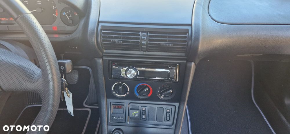 BMW Z3 1.9 - 13