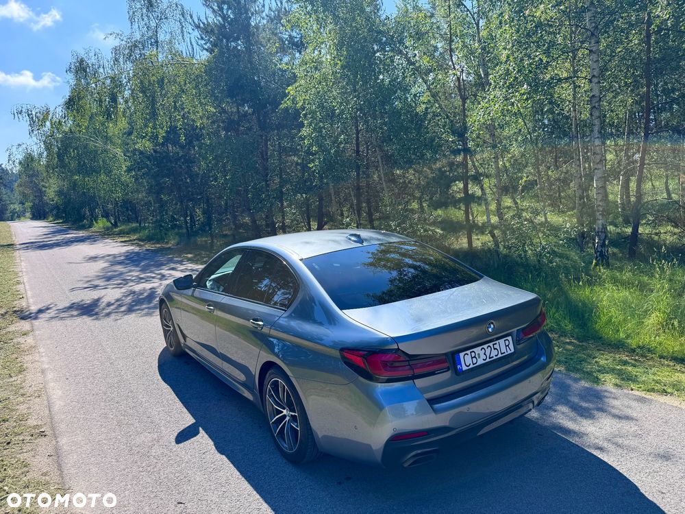 BMW Seria 5 530i GPF xDrive Luxury Line sport - 6
