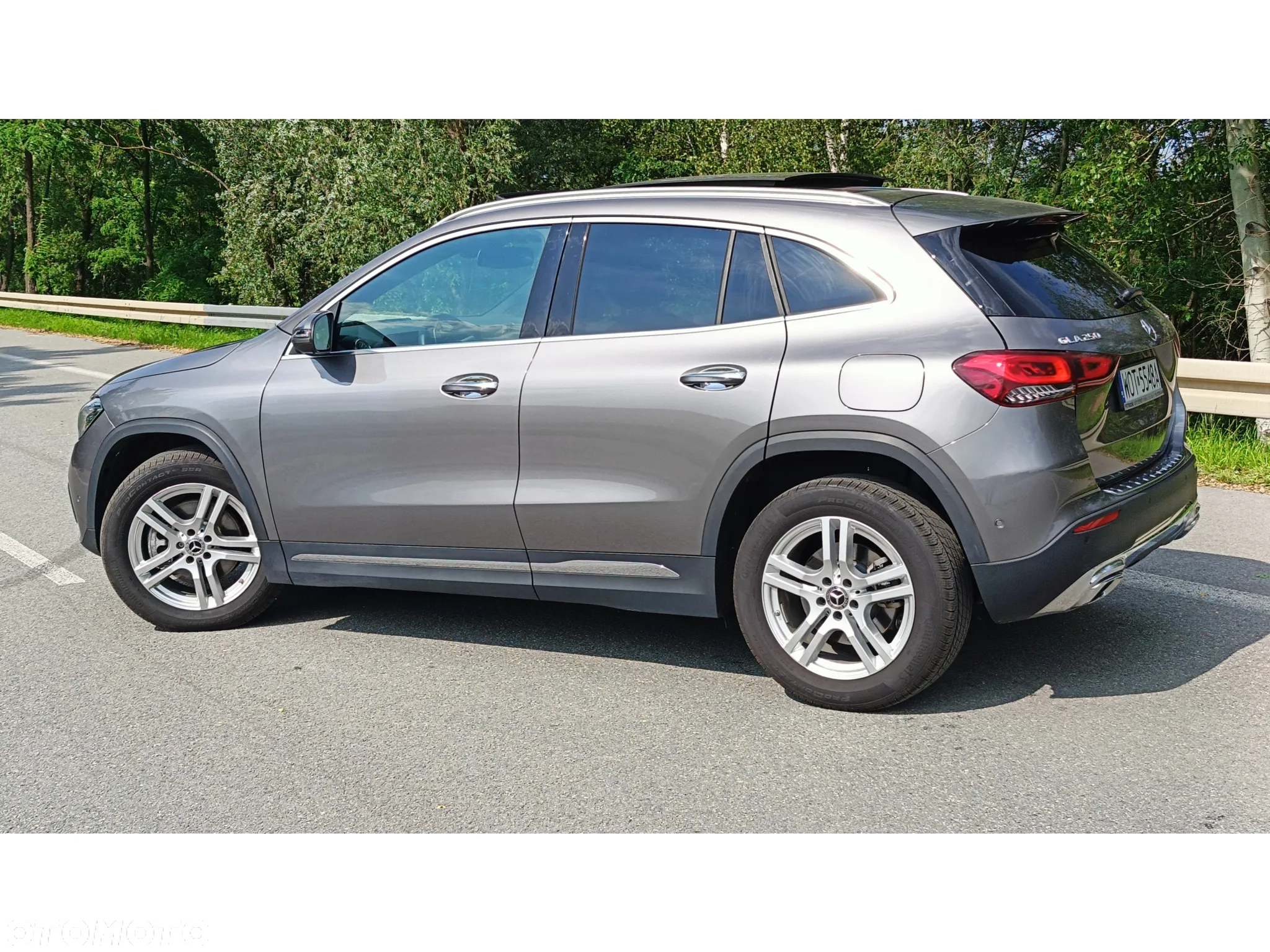 Mercedes-Benz GLA 250 4-Matic - 4