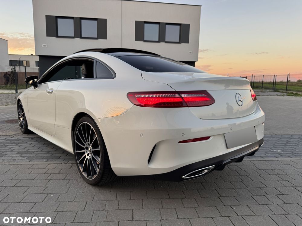 Mercedes-Benz Klasa E - 18
