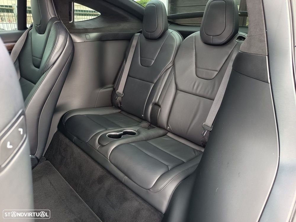 Tesla Model X 100D - 15