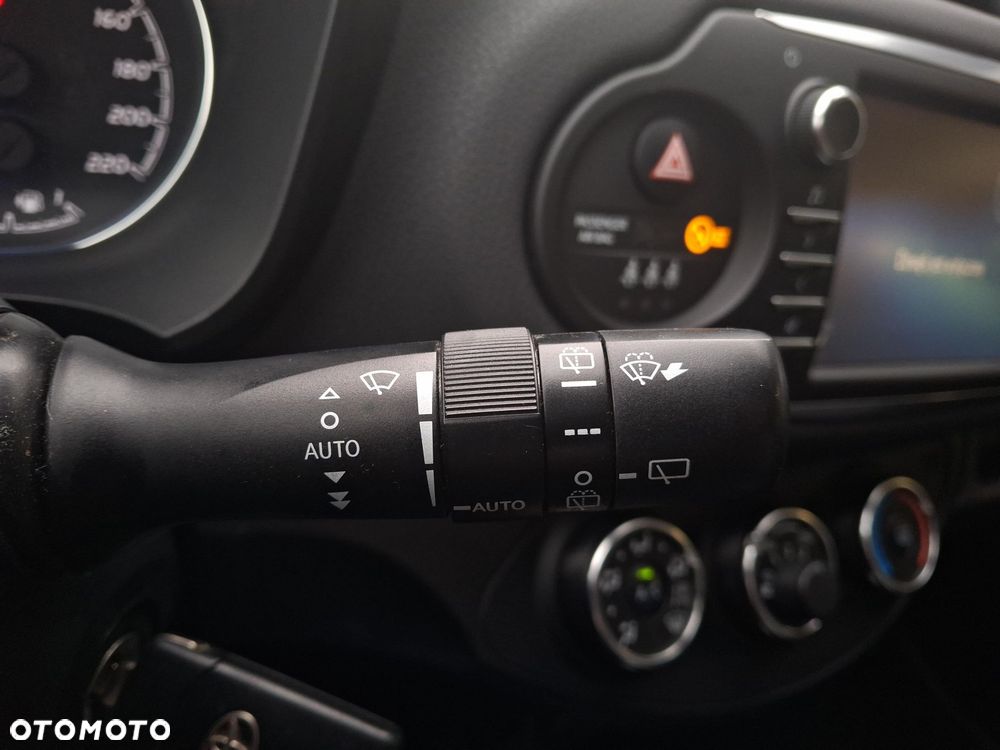 Toyota Yaris - 14