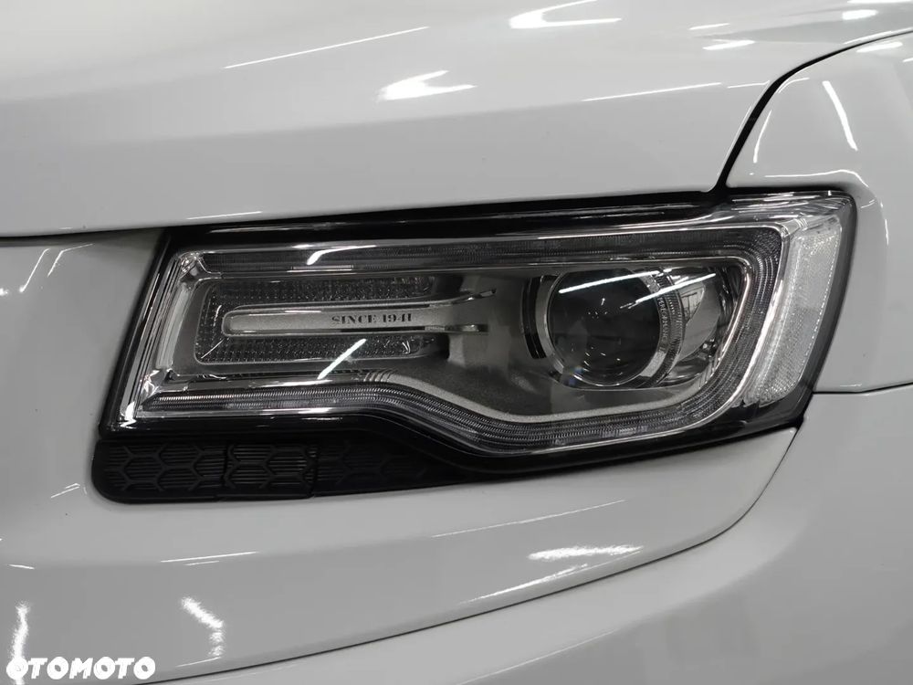 Jeep Grand Cherokee 5.7 V8 HEMI 4WD Automatik Overland - 12