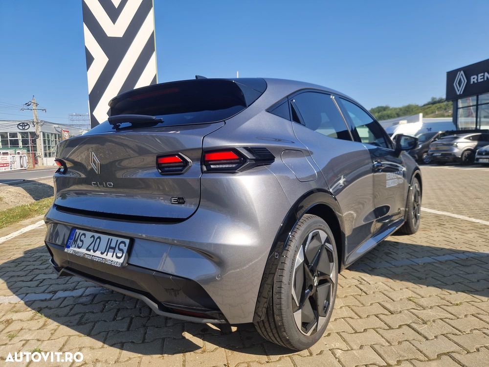 Renault Clio VI E-Tech 160 HEV Techno - 7