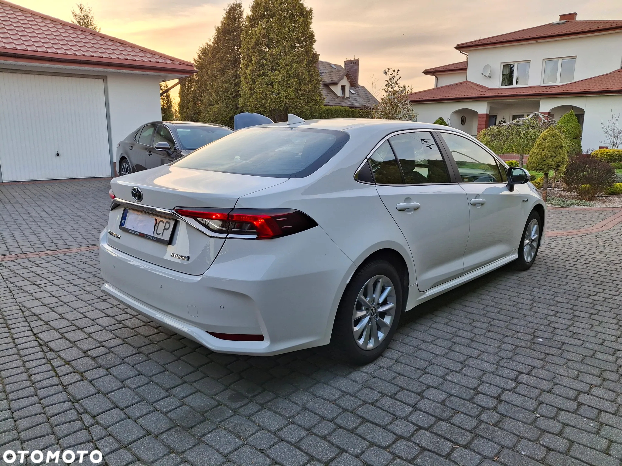 Toyota Corolla 1.8 Hybrid Comfort - 12