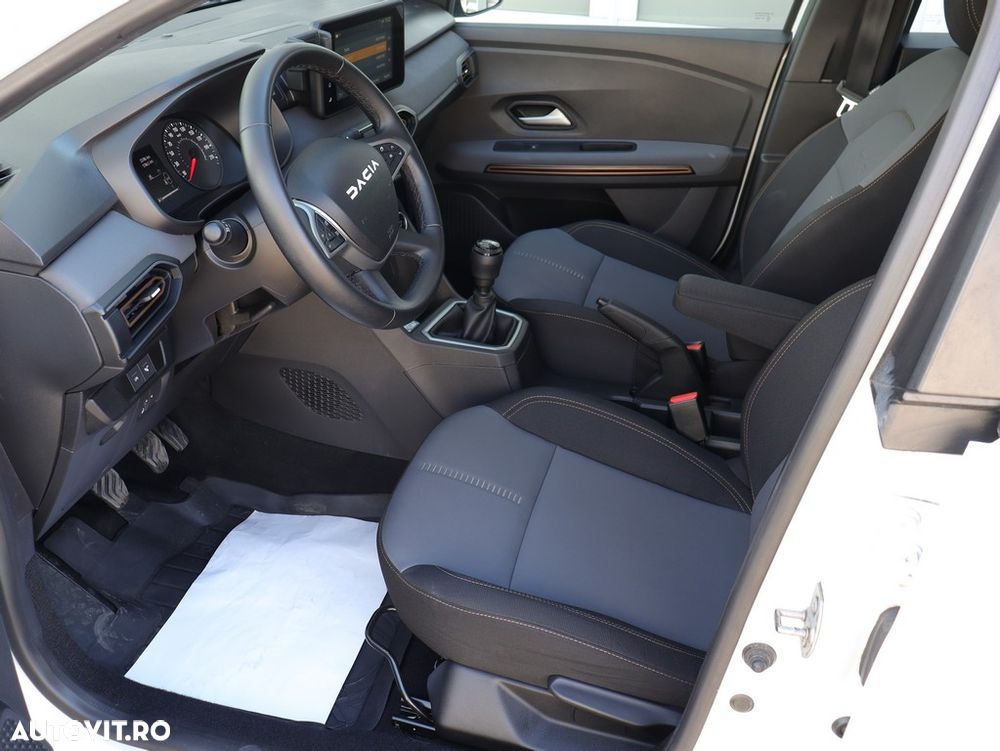 Dacia Sandero Stepway ECO-G 100 MT6 Extreme - 13