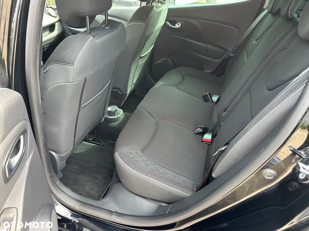 Renault Clio 1.2 16V Limited - 19
