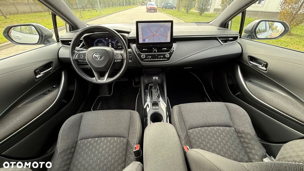 Toyota Corolla 1.8 Hybrid Comfort - 28