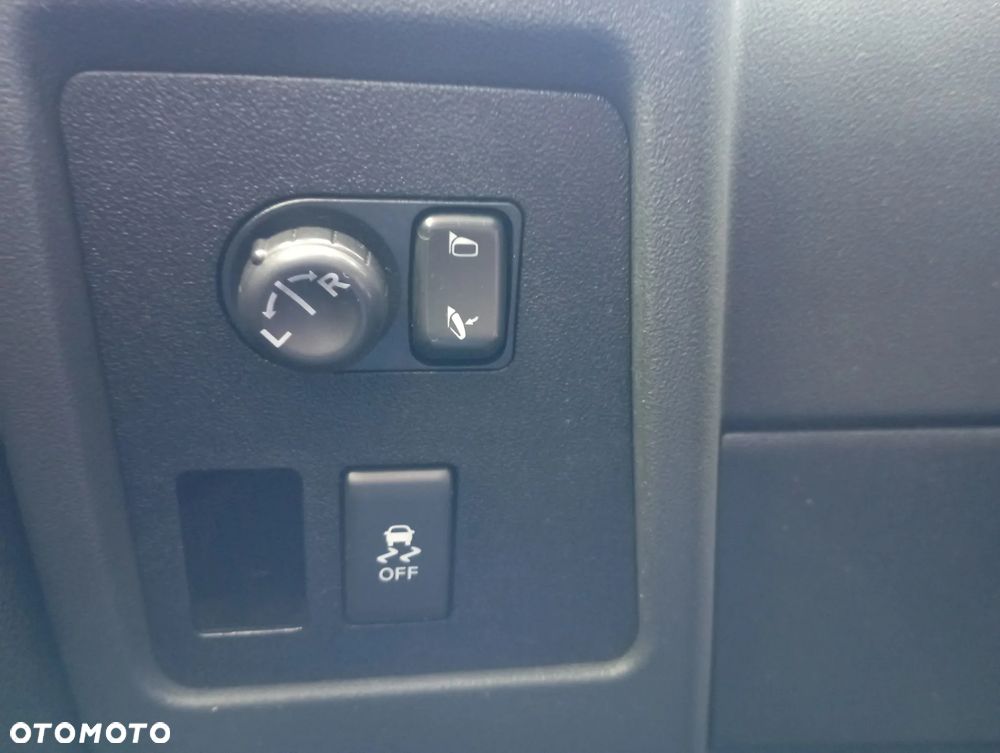 Nissan Qashqai+2 2.0 4x4 Tekna CVT - 23