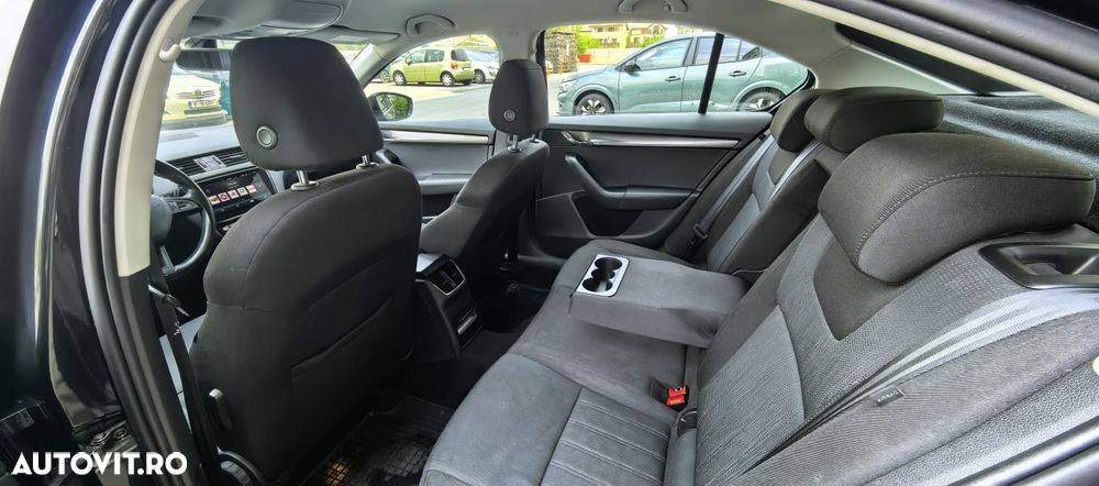 Skoda Octavia 1.0 TSI (Green tec) DSG Ambition - 11