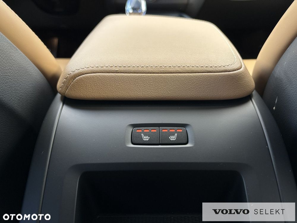 Volvo XC 60 - 25