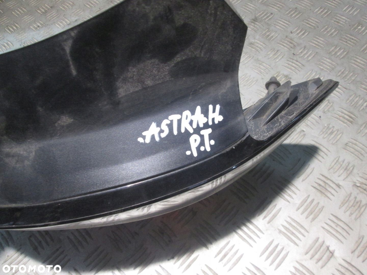 Opel Astra H LAMPA TYLNA TYŁ PRAWA OE 342691834 - 2