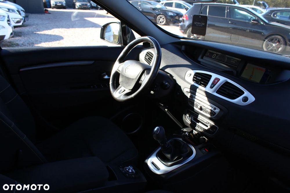 Renault Scenic 1.9 dCi Expression - 22