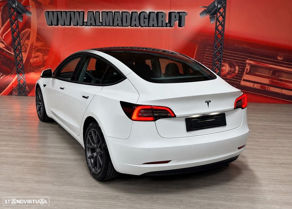 Tesla Model 3 Tração Traseira - 4