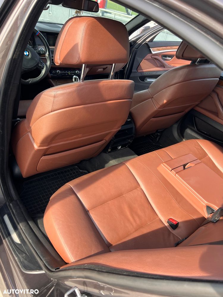 BMW Seria 5 520d - 7