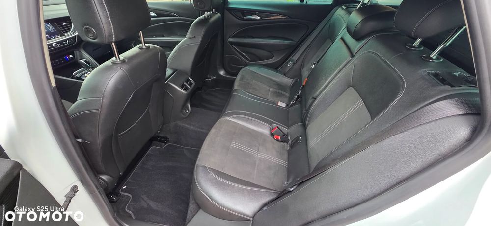Opel Insignia CT 2.0 CDTI 4x4 Elite S&S - 10