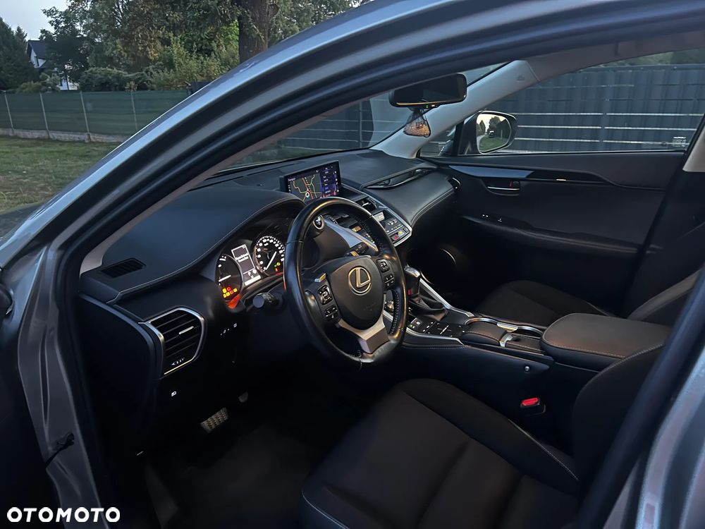 Lexus NX 300h Optimum AWD - 14