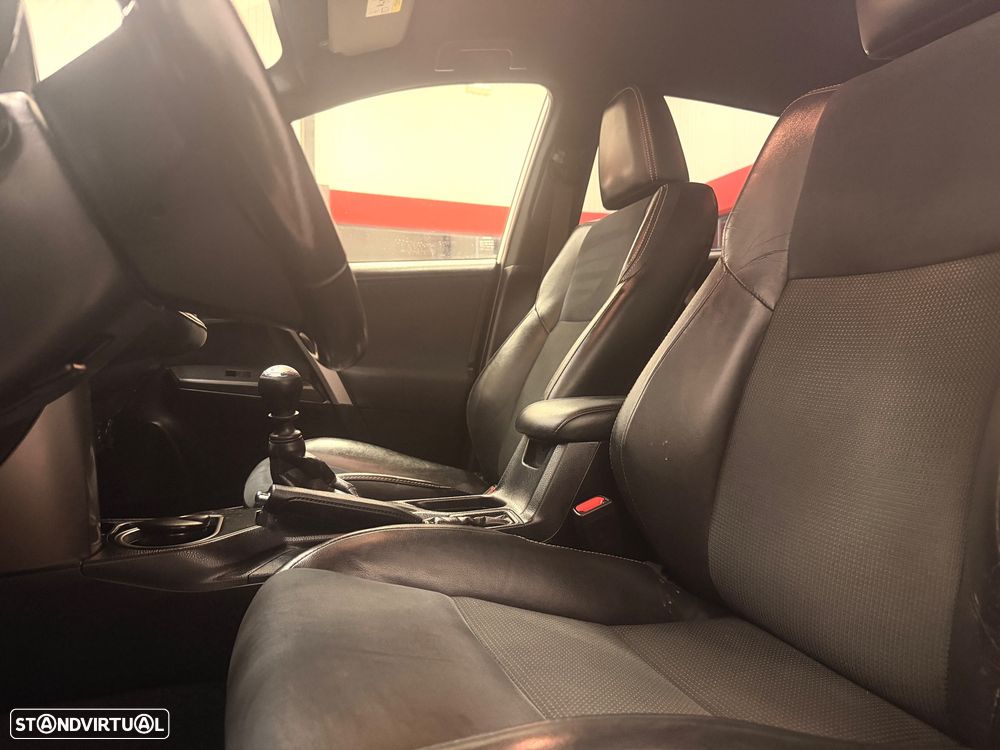 Toyota RAV4 2.0 D-4D Comfort - 6