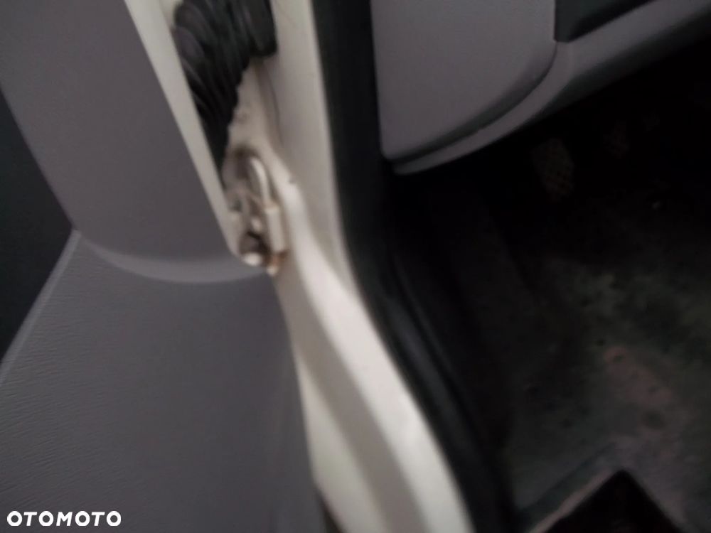 Volkswagen Transporter - 14