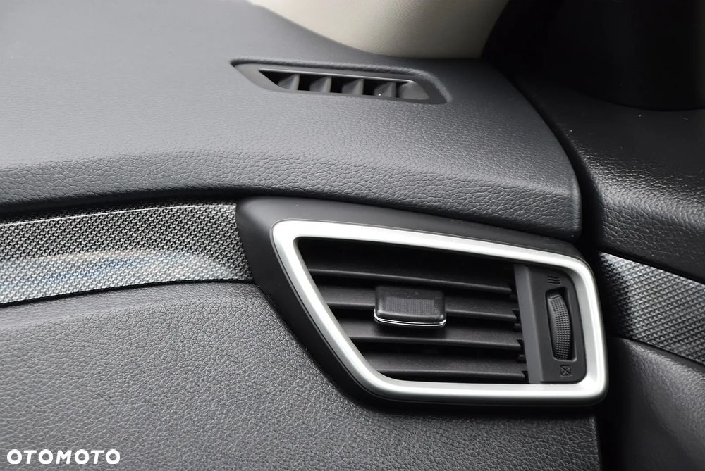 Nissan X-Trail - 23