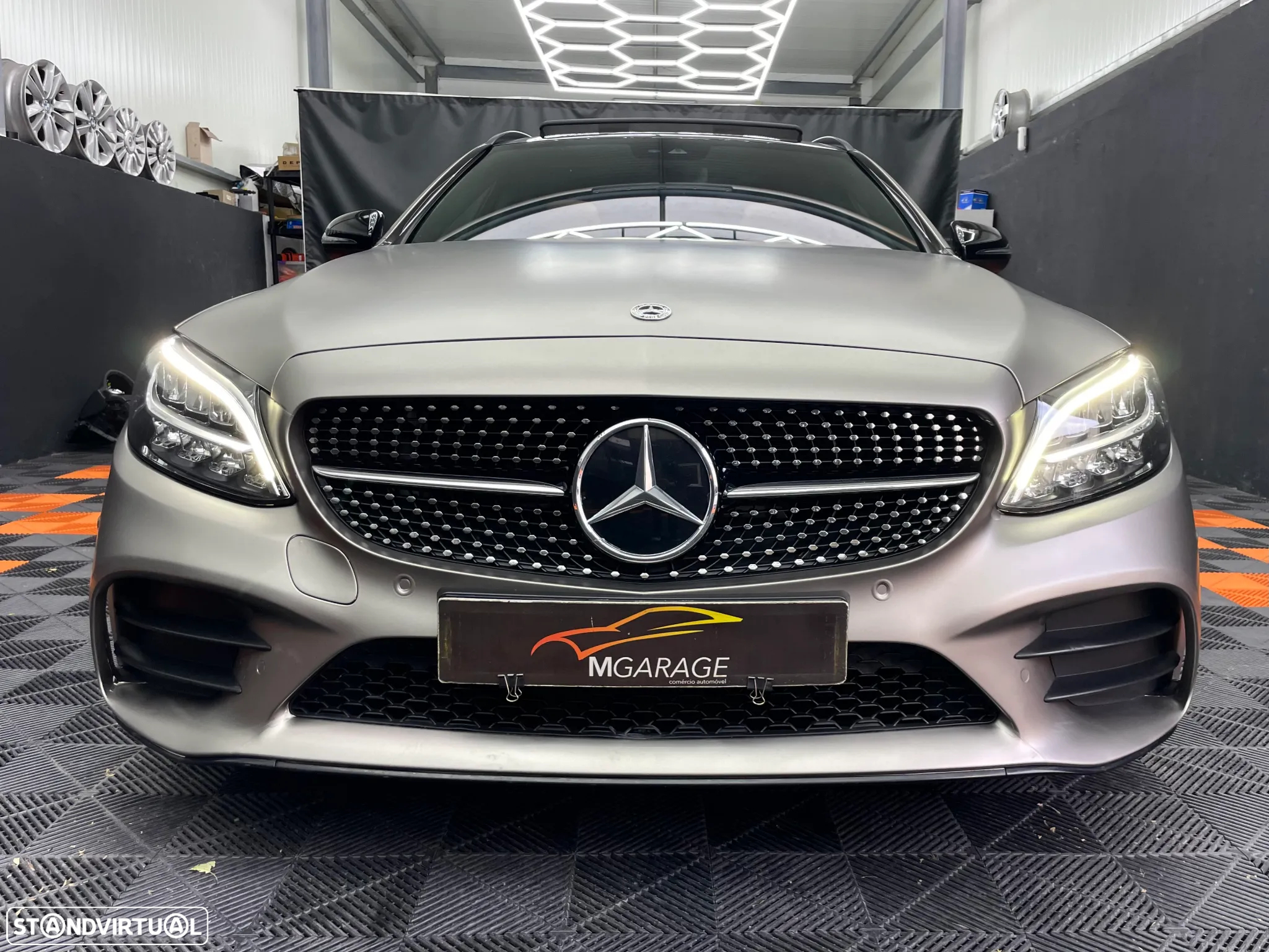 Mercedes-Benz C 300 de AMG Line - 11