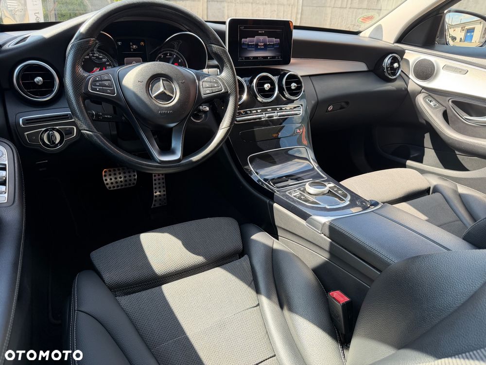 Mercedes-Benz Klasa C 180 7G-TRONIC Avantgarde Edition - 11