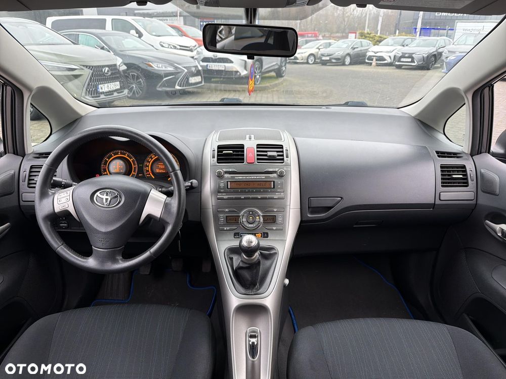 Toyota Auris 1.6 VVT-i Premium - 9