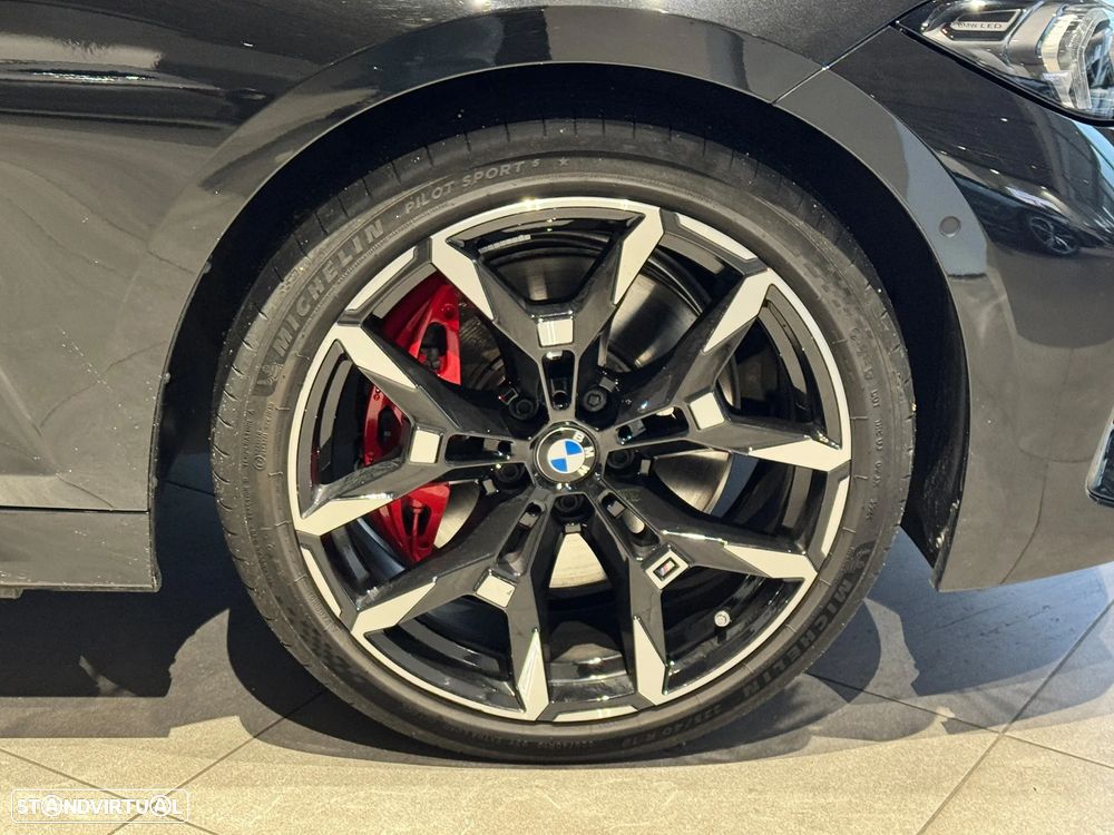 BMW 330 e Pack Desportivo M Pro Auto - 17