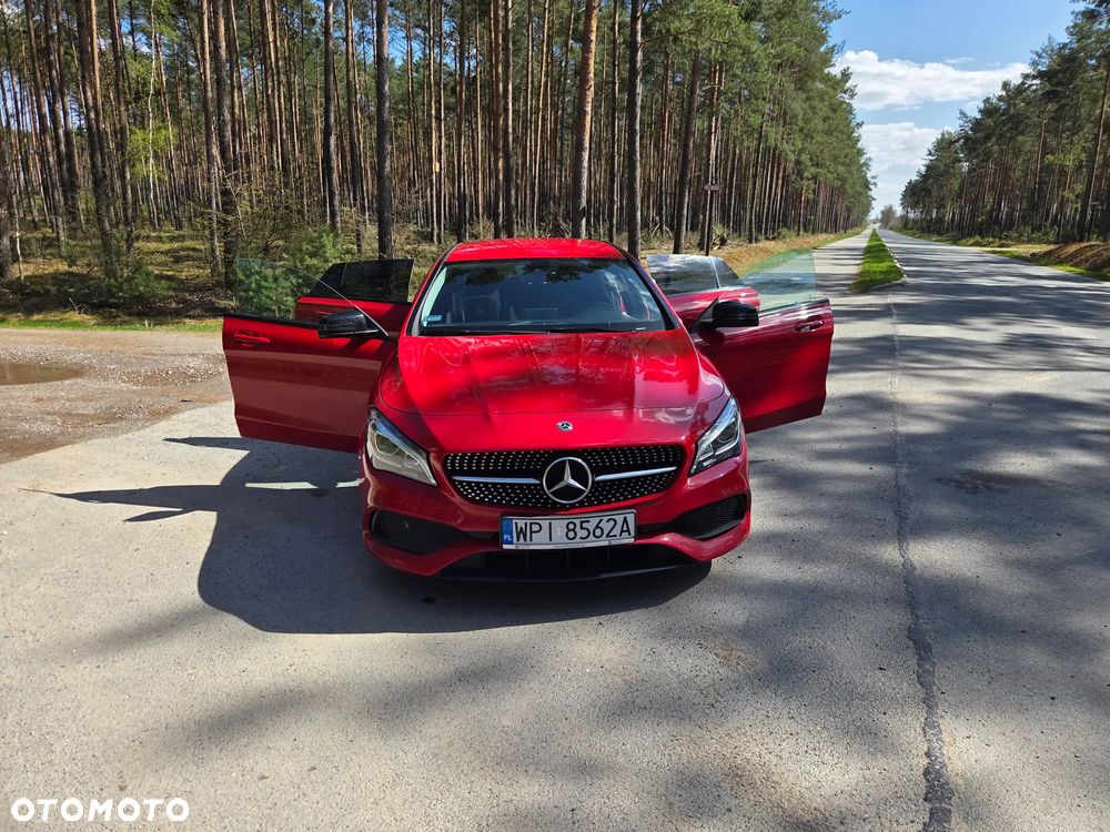 Mercedes-Benz CLA 200 7G-DCT AMG Line - 10