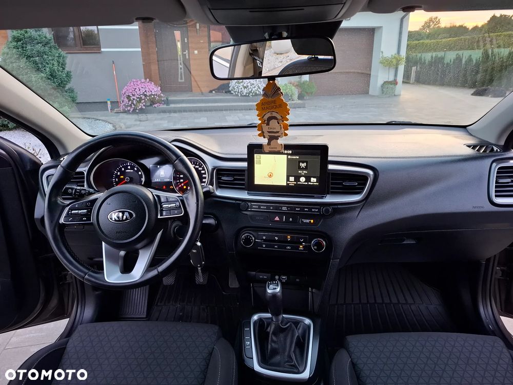 Kia Ceed 1.4 Vision - 24